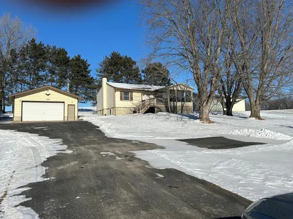 1289 White Bridge Road Nw, Oronoco, MN 55960