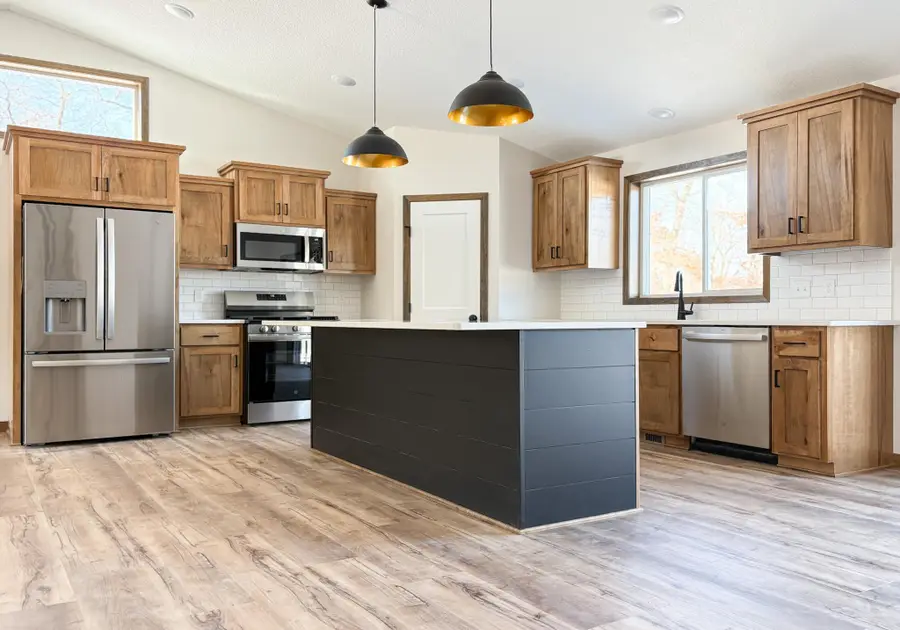 14262 277th Avenue Nw, Zimmerman, MN 55398 - Image #2