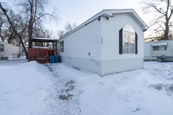 2244 Buckingham Lane, Mounds View, MN 55112