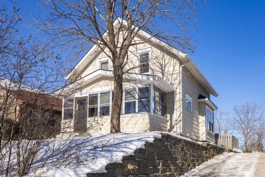 1191 Minnehaha Avenue W, Saint Paul, MN 55104 - #2