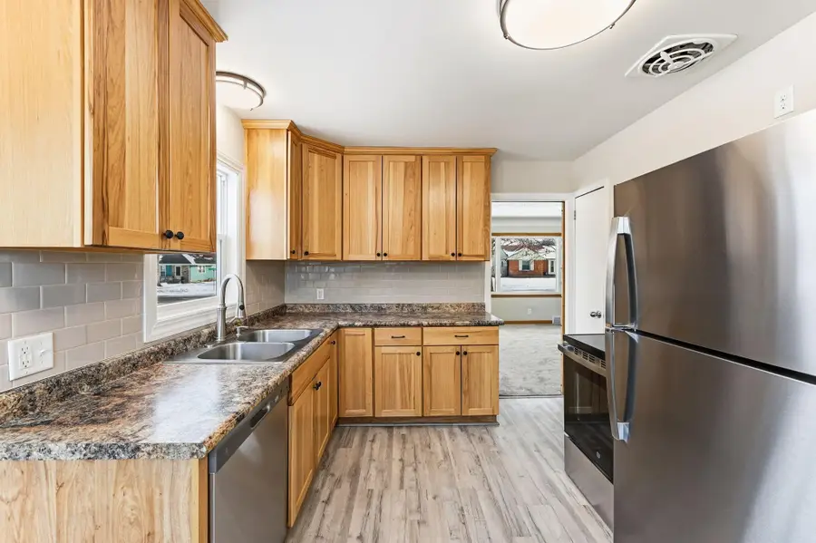 3553 Abbott Avenue N, Robbinsdale, MN 55422 - Image #3