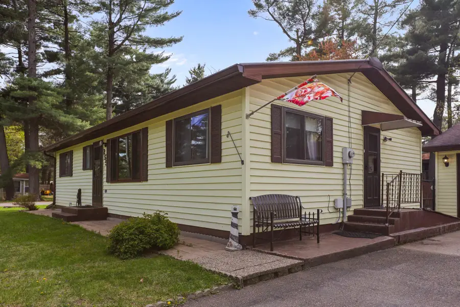 255 Dogwood Road, Wyoming, MN 55092 - #3
