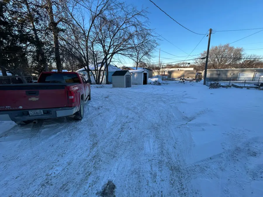 1009 E Center Street, Rochester, MN 55904 - Image #3