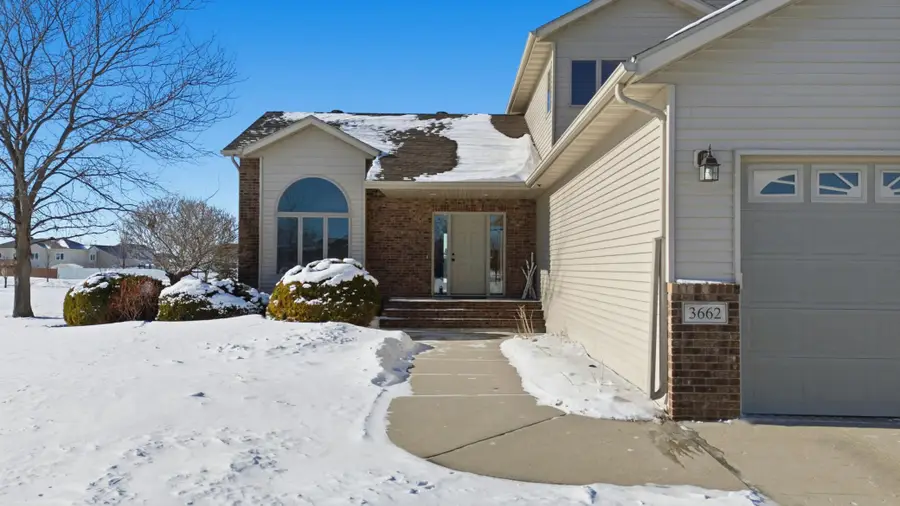 3662 N Sedona Court, West Fargo, ND 58078 - Image #2