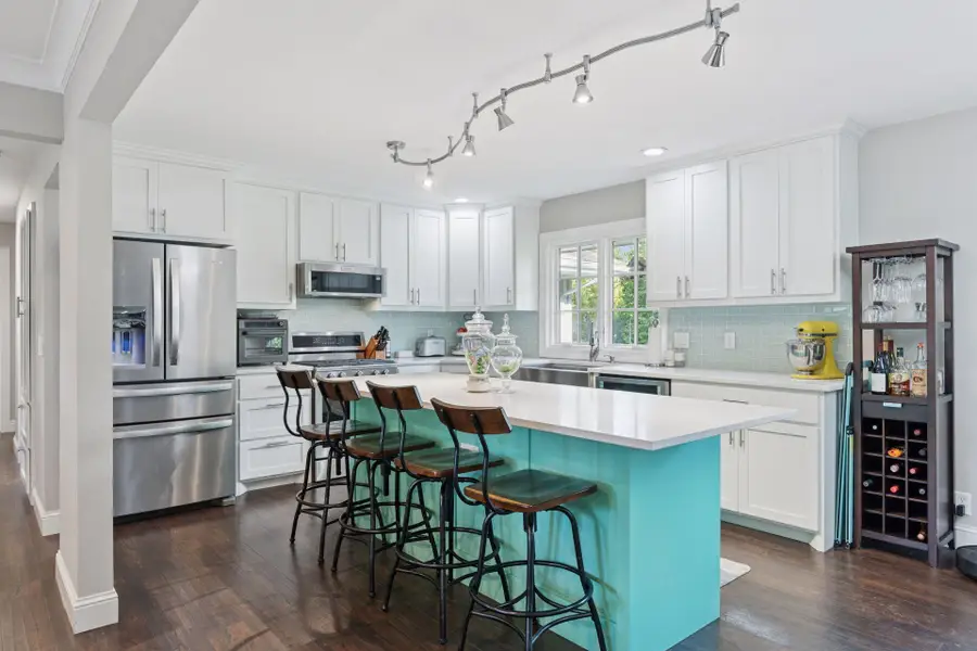 2430 Jewel Lane N, Plymouth, MN 55447 - Image #2