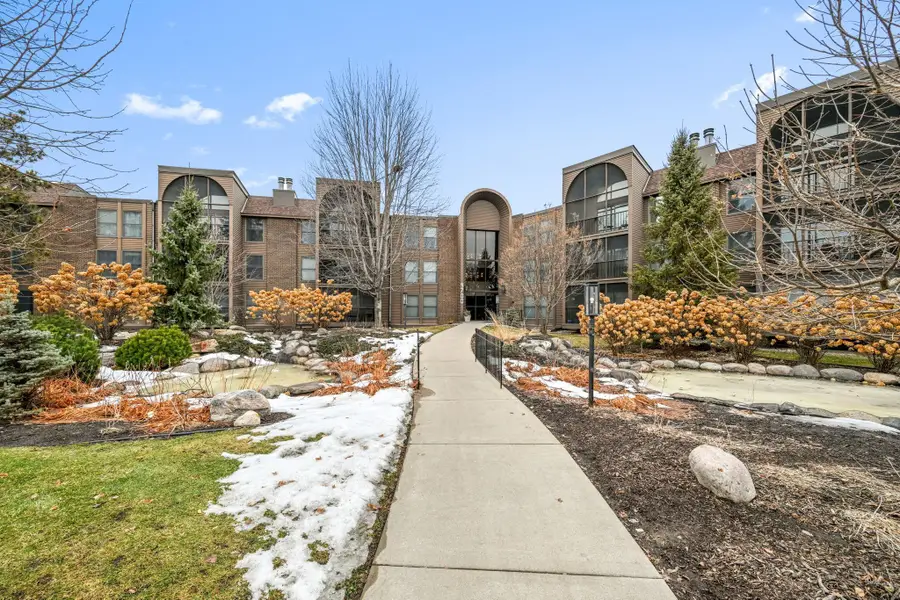 9700 Portland Avenue S #127, Bloomington, MN 55420 - #2