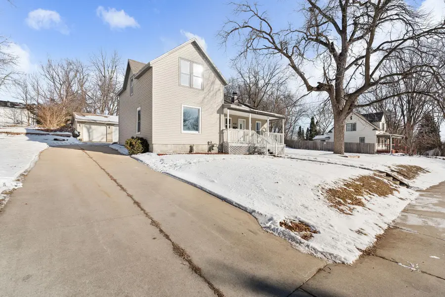 428 Glendale Street, Owatonna, MN 55060 - Image #2