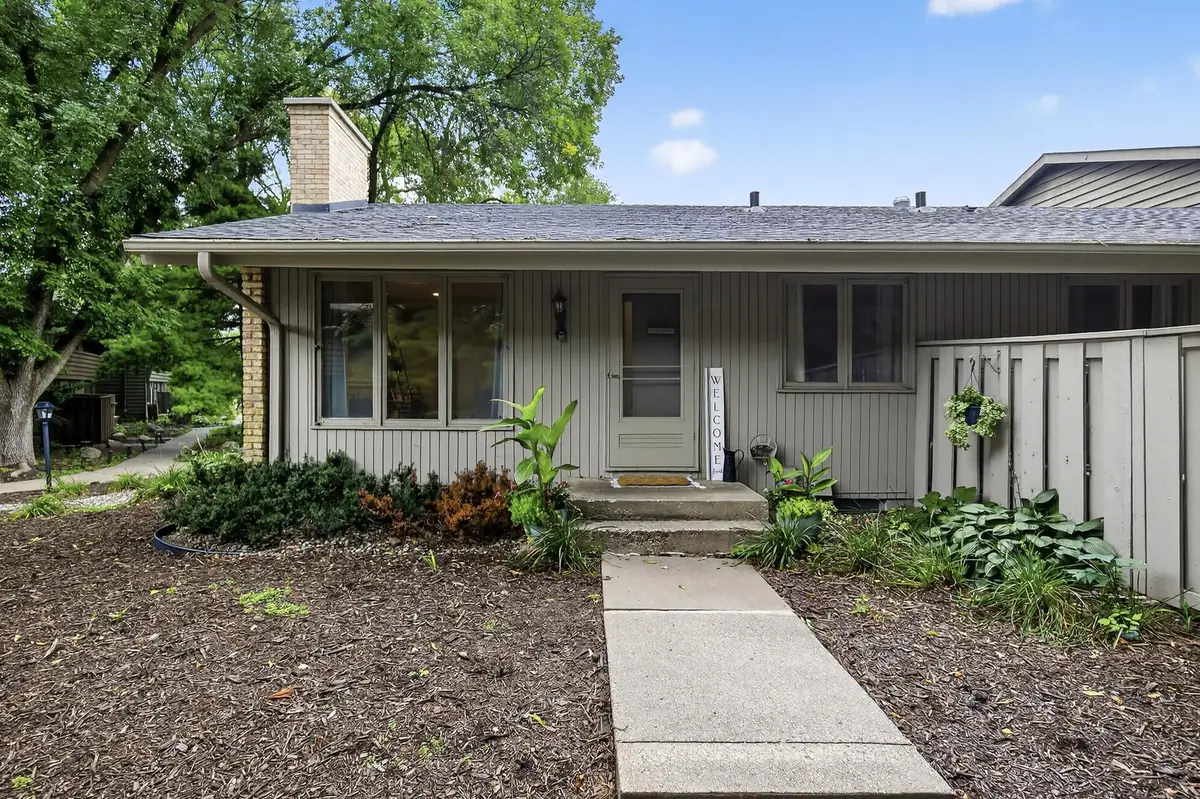 44 Walden Street, Burnsville, MN 55337 - #1