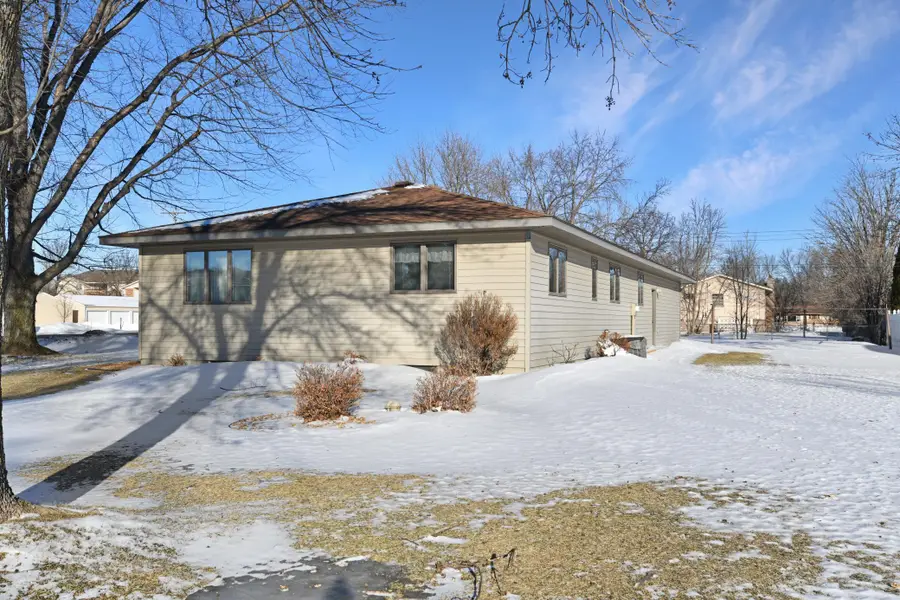 2530 Clearwater Road, Saint Cloud, MN 56301 - #3