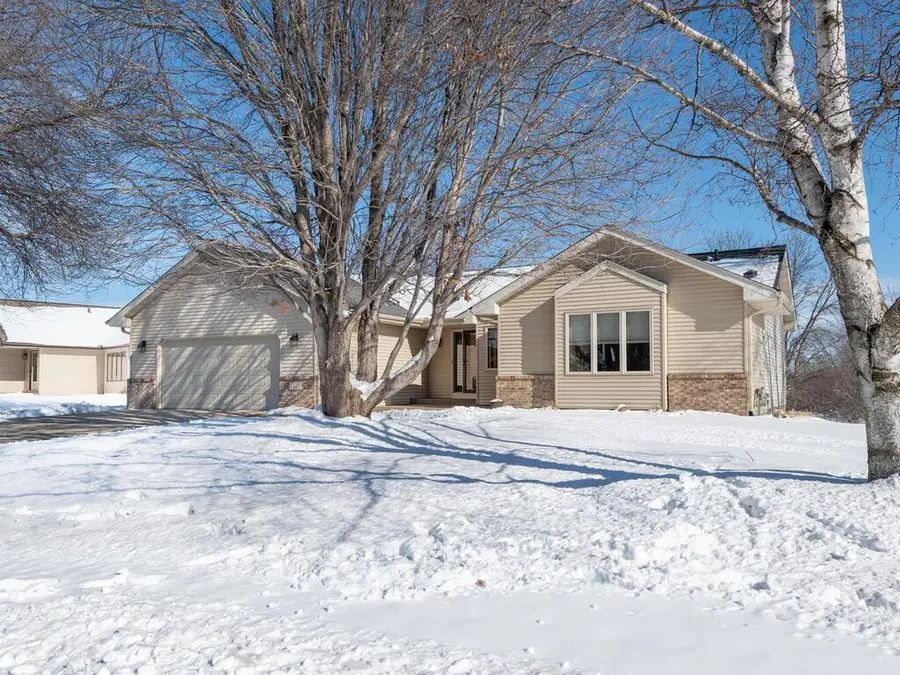 1321 Lake Susan Hills Drive, Chanhassen, MN 55317 - #3