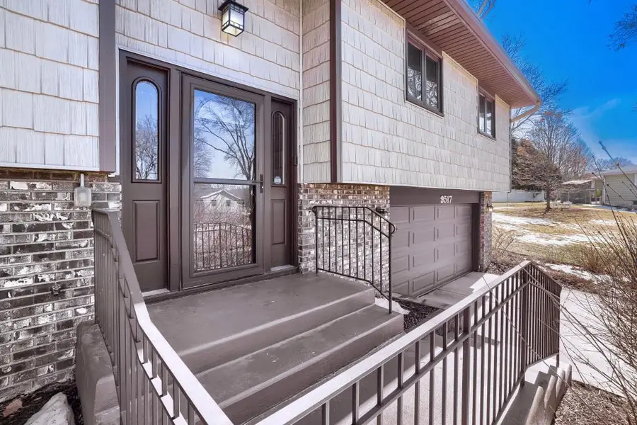 9517 Colorado Avenue S, Bloomington, MN 55438 - #2