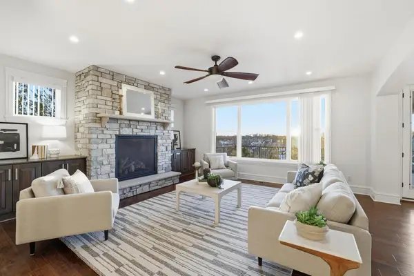 5425 Niagara Lane N, Plymouth, MN 55446