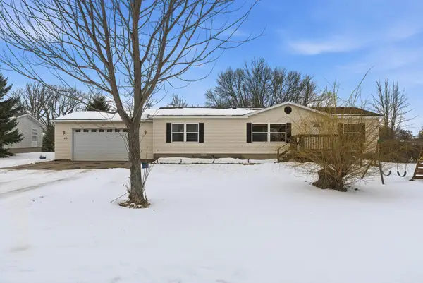 411 Rosabelle Court, Grasston, MN 55030