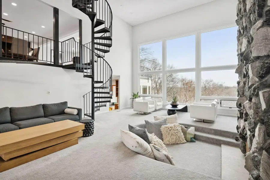 4652 Nine Oaks Circle, Bloomington, MN 55437 - #3