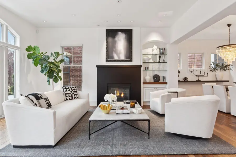 1620 Kenwood Parkway, Minneapolis, MN 55405 - #2