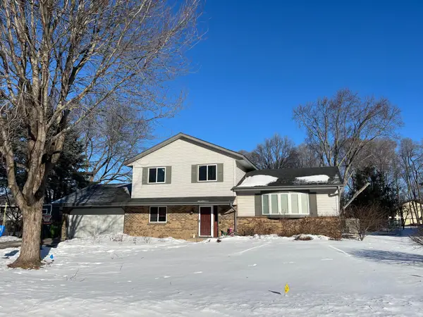4027 86th Lane Ne, Circle Pines, MN 55014