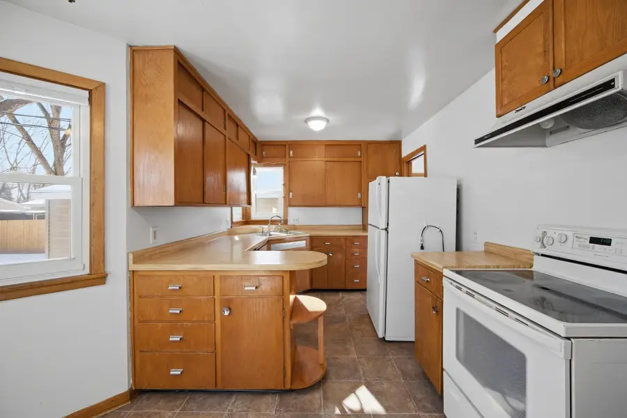 1604 Ives Avenue N, Glencoe, MN 55336 - #3