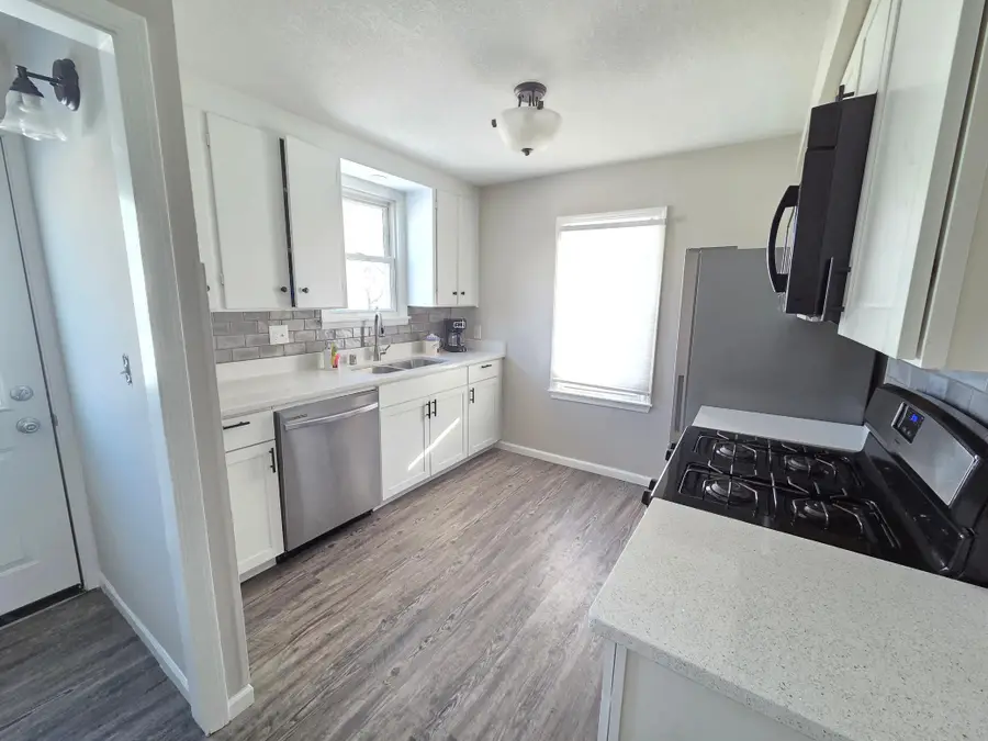 6508 47th Avenue N, Crystal, MN 55428 - Image #3