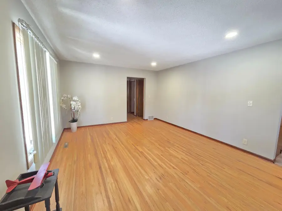 6801 Toledo Avenue N, Brooklyn Center, MN 55429 - #2