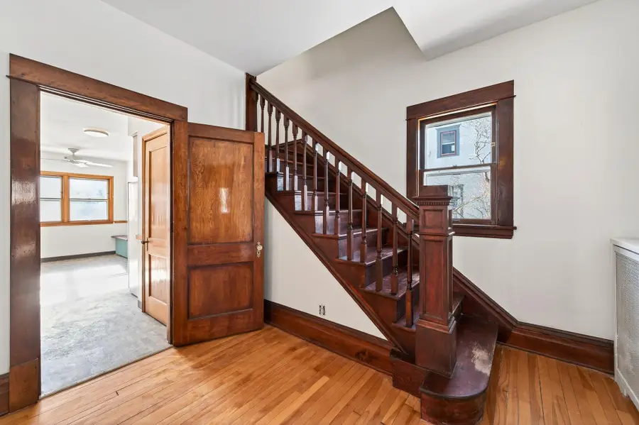 215 W 34th Street, Minneapolis, MN 55408 - #2