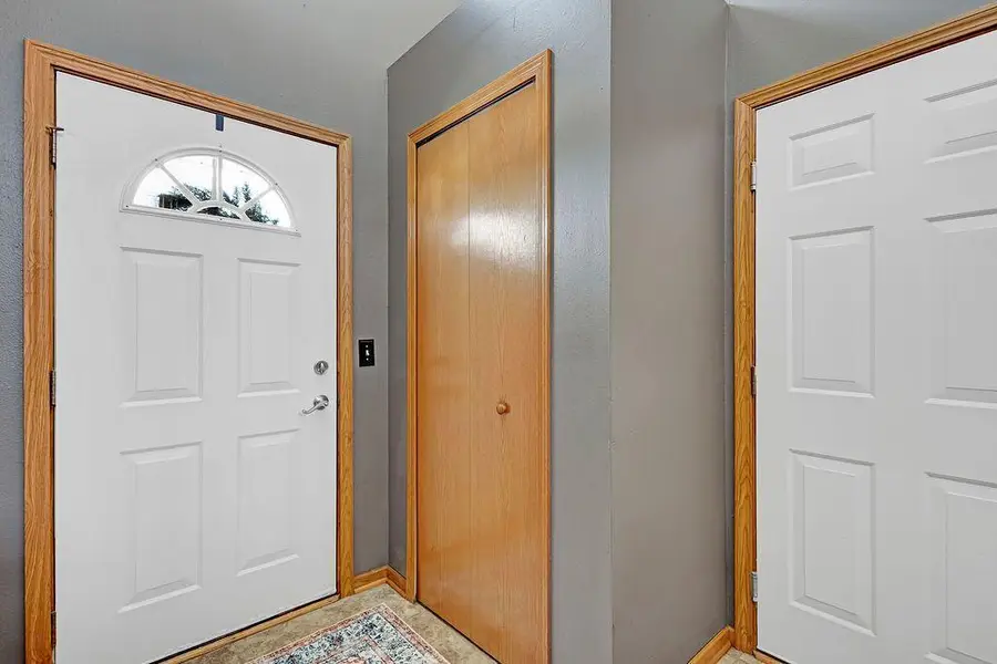 37728 Hawthorne Avenue, North Branch, MN 55056 - Image #3