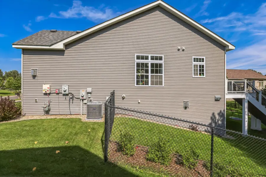 6509 Tessman Lane N, Brooklyn Park, MN 55445 - Image #3