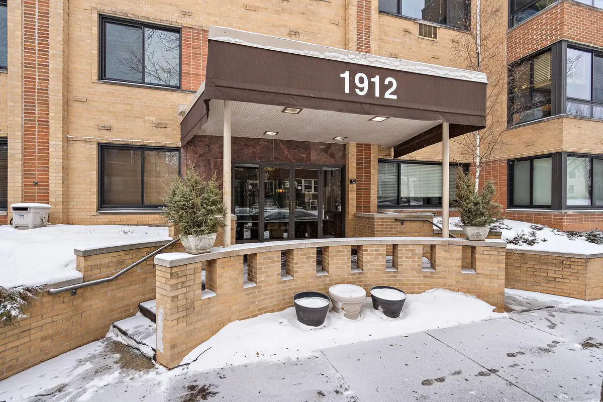 1912 Dupont Avenue S #103, Minneapolis, MN 55403 - Image #1