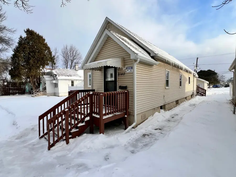 2140 2nd Avenue W, Hibbing, MN 55746 - #2