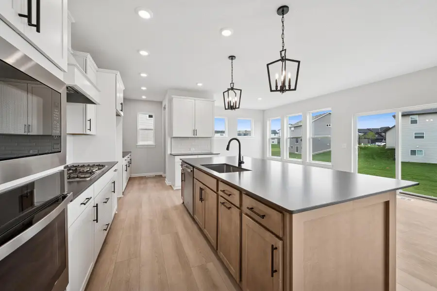 10577 Minnesota Lane N, Maple Grove, MN 55369 - Image #2