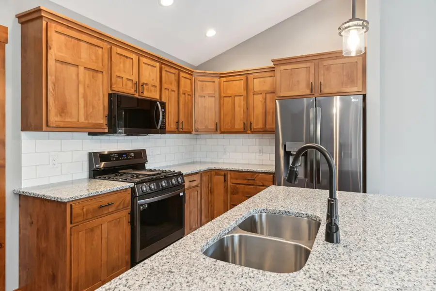 1635 72nd Avenue, Hammond, WI 54015 - #2