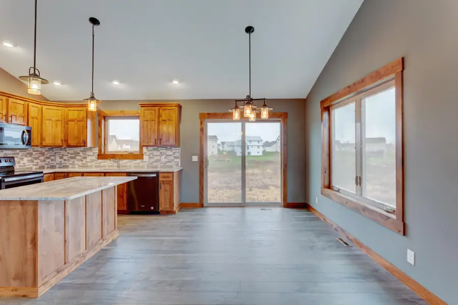 1633 72nd Avenue, Hammond, WI 54015 - #2