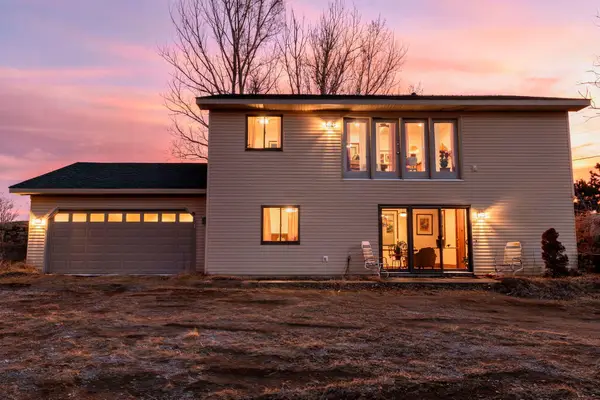 7411 181st Avenue Nw, Nowthen, MN 55303