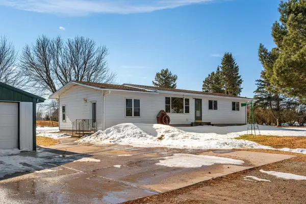 2565 195th Avenue, Mora, MN 55051