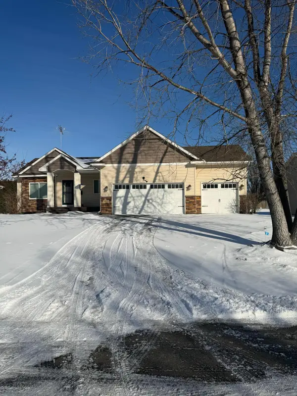 4137 Foxglove Avenue N, Brooklyn Park, MN 55443