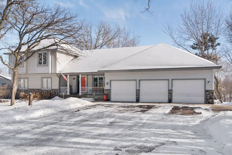 13741 Eidelweiss Street Nw, Andover, MN 55304 - Image #2