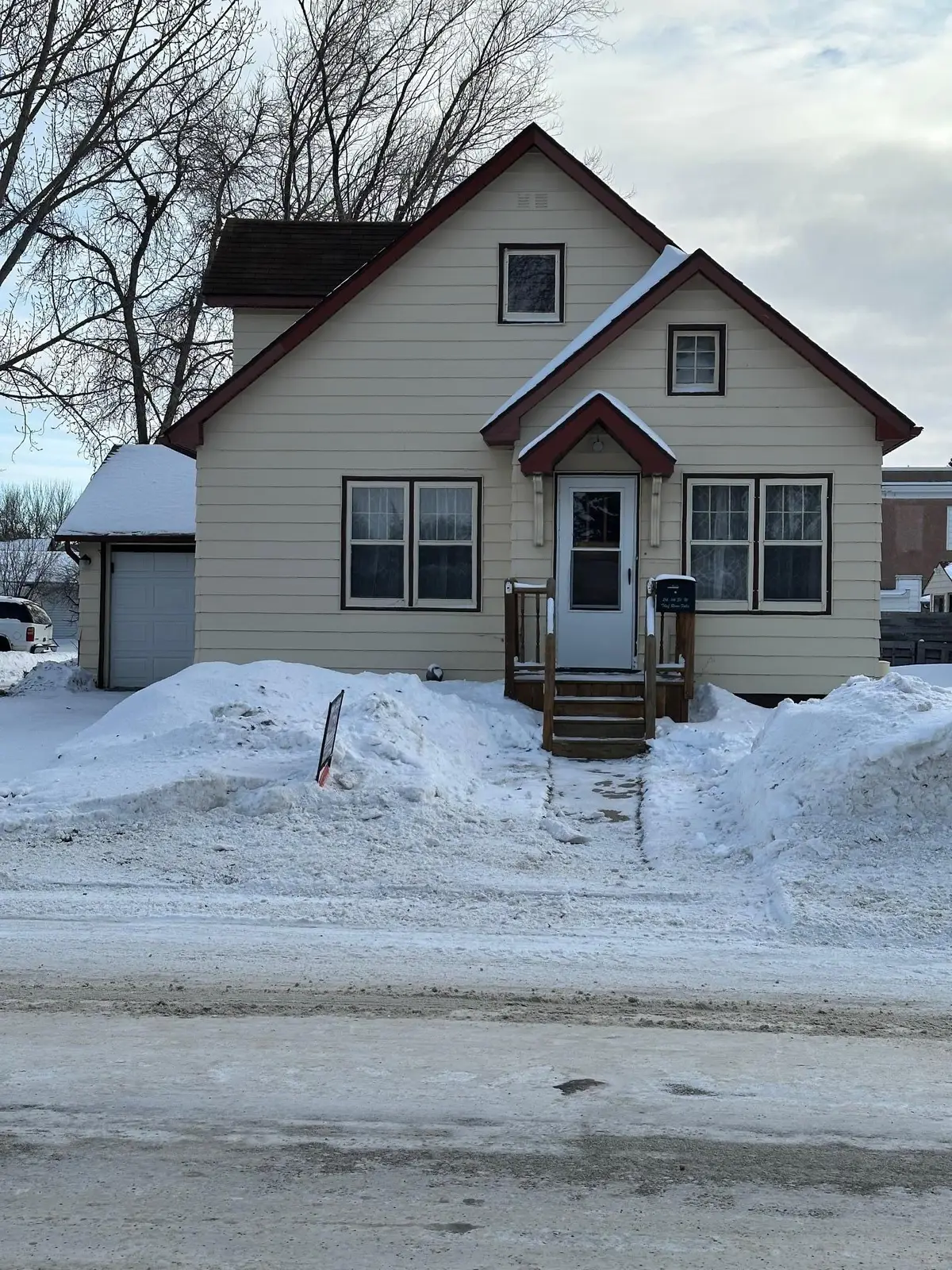 216 6th Street W, Thief River Falls, MN 56701 - #1