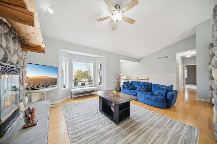 816 Southern Woods Place Sw, Rochester, MN 55902 - #3