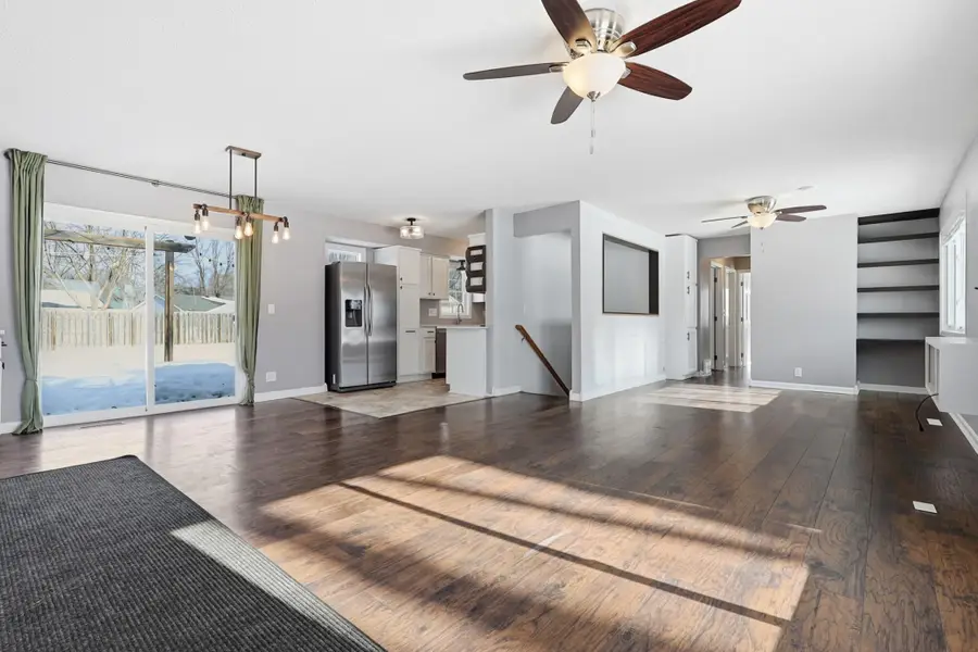 653 109th Lane Ne, Blaine, MN 55434 - #3