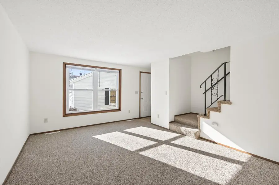 1496 Granada Avenue N, Oakdale, MN 55128 - Image #2