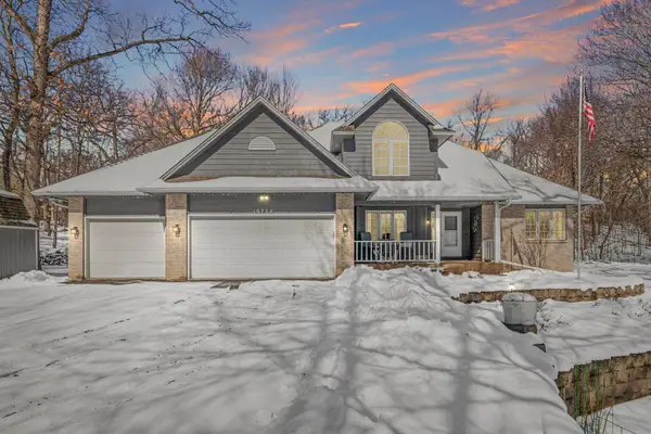 19754 Irving Street Nw, Elk River, MN 55330
