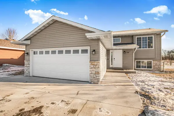 120 Shire Road N, Watkins, MN 55389