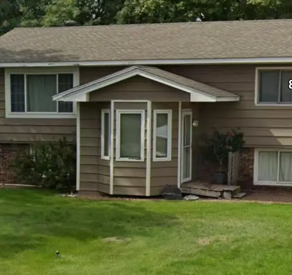 8689 Darlington Avenue Ne, Monticello, MN 55362