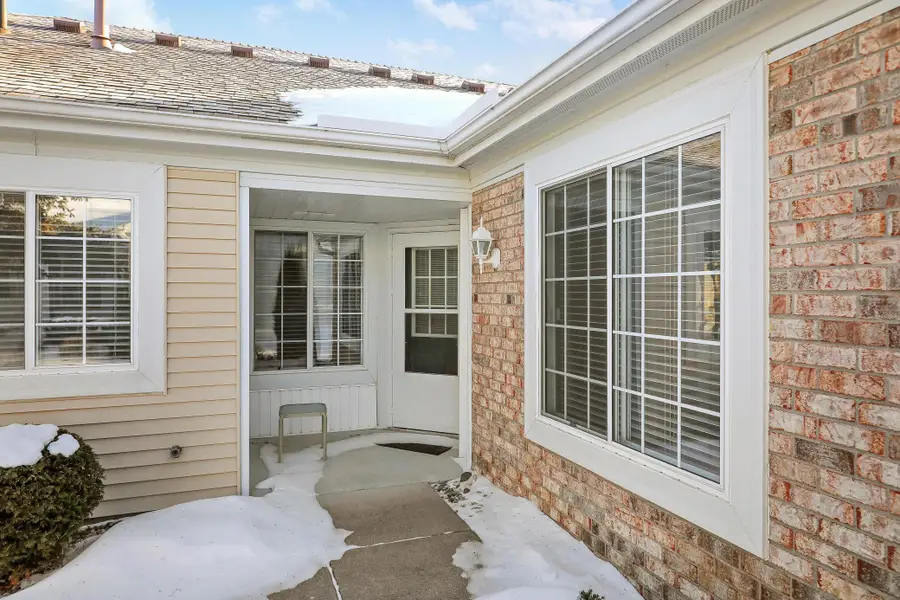 10849 Lexington Drive, Eden Prairie, MN 55344 - Image #2