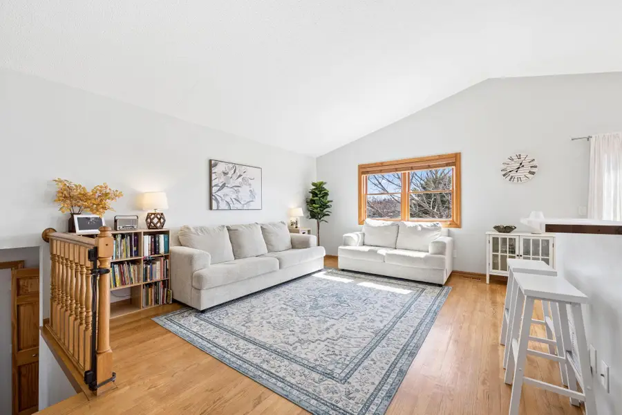 9489 Hames Avenue S, Cottage Grove, MN 55016 - #2