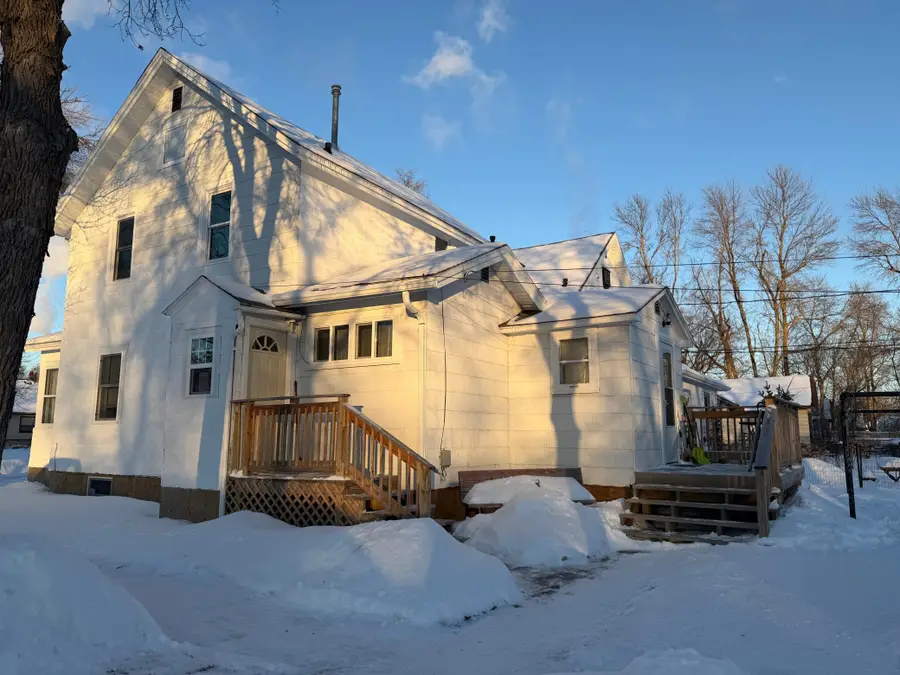 723 6th Street, International Falls, MN 56649 - #3