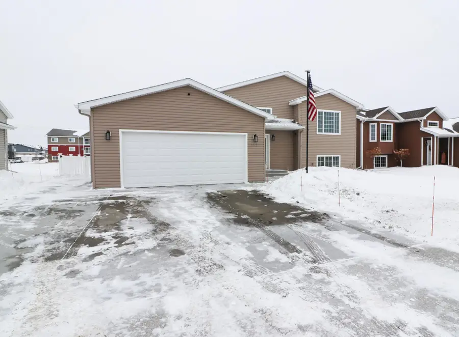 5217 47th Avenue S, Fargo, ND 58104 - Image #2