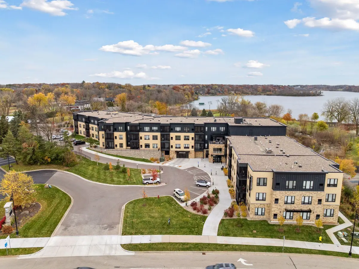 1948 W Wayzata Boulevard #105, Long Lake, MN 55356 - Image #1
