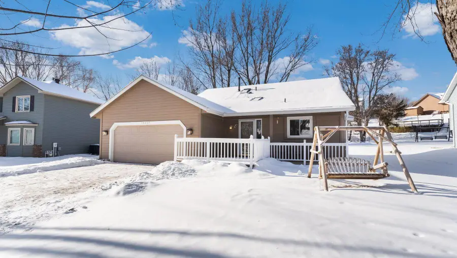 16407 Griffon Trail, Lakeville, MN 55044 - Image #2