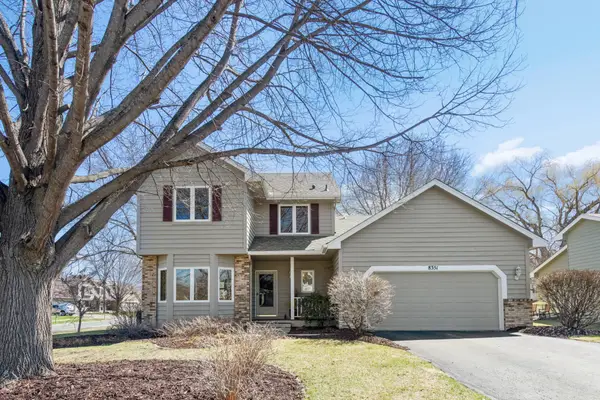 8351 W Lake Drive, Chanhassen, MN 55317