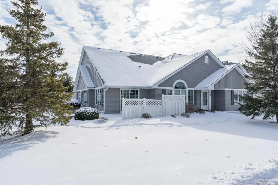 731 Grayhawk Circle, Mankato, MN 56001 - #3
